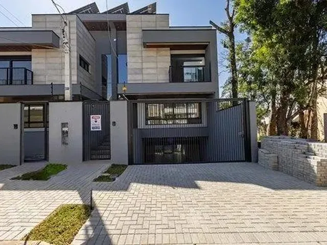 Imagem: Sobrado Luxuoso com 3 Dormitórios À Venda