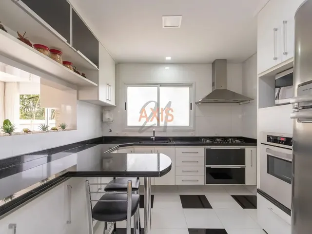 Imagem 5: Casa em Condomínio com 4 Dormitórios À Venda com 200M² por R$ 2.690.000,00 no Bairro