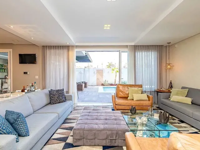 Imagem 7: Casa com Face Leste e Piscina com Spa, 3 Quartos 5 Vagas À Venda, 400 M² - Santa