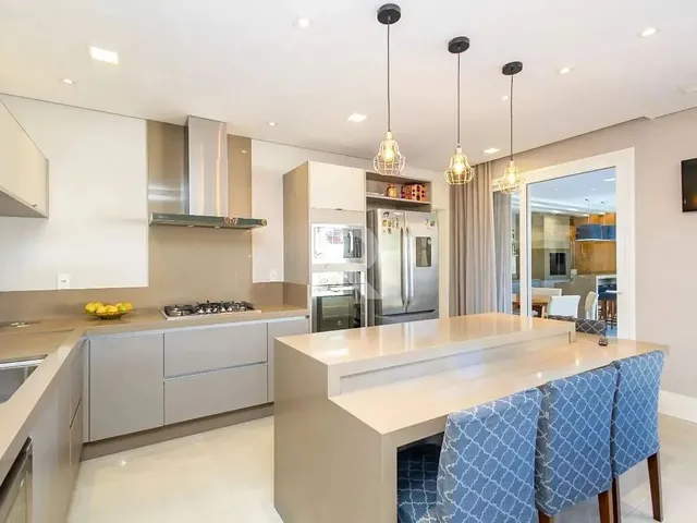 Imagem 6: Casa com Face Leste e Piscina com Spa, 3 Quartos 5 Vagas À Venda, 400 M² - Santa