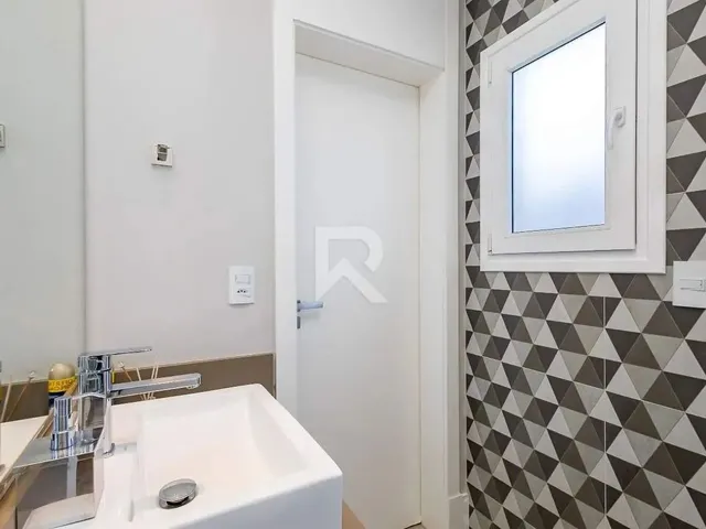 Imagem 11: Casa com Face Leste e Piscina com Spa, 3 Quartos 5 Vagas À Venda, 400 M² - Santa