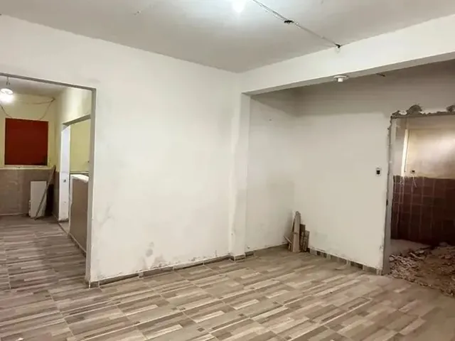 Imagem 3: Imóvel para Venda com 290 Metros Quadrados com 9 Quartos em san...