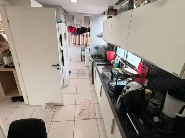 Imagem: O apartamento possui 3 Dormitórios, 1 Suíte, 3 Banheiros,