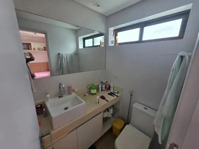 Imagem 11: Imóvel para Venda Possui 208 Metros Quadrados com 4 Quartos em Monteiro - Recife - Pe