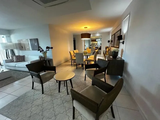 Imagem 6: Lindo e Espaçoso Apartamento em Apipucos