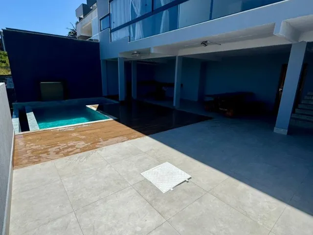 Imagem 12: Casa duplex de alto padrão com área gourmet e piscina em Perocão, Guarapari-ES: 3