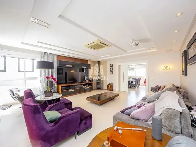 Imagem: Excelente Casa em Condomínio com 3 Suítes