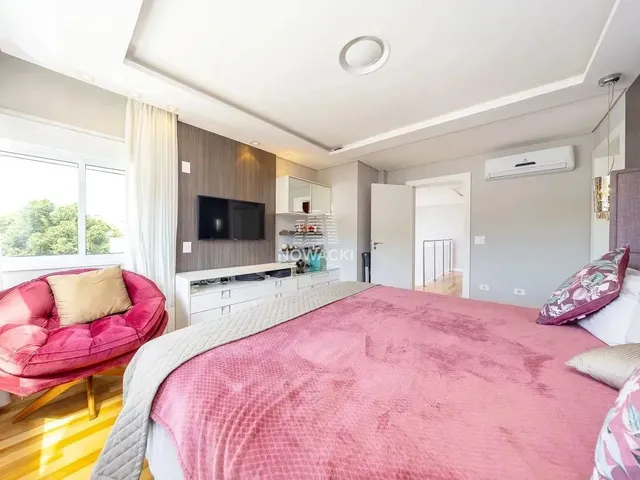 Imagem 12: Excelente Casa em Condomínio com 3 Suítes e 4 Vagas no Campo Comprido!