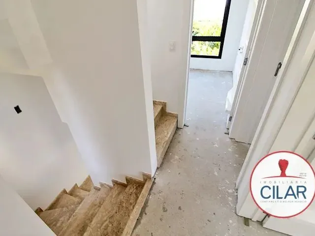 Imagem 5: Imobiliária Cilar Vende Sobrado Tríplex 3 Quartos no Portão com 109,78M², Ref