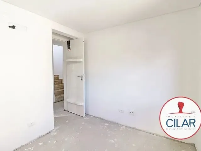 Imagem 2: Imobiliária Cilar Vende Sobrado Tríplex 3 Quartos no Portão com 109,78M², Ref