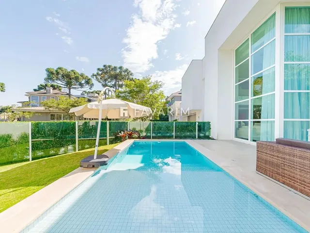Imagem: Casa 4 Suítes em Condomínio no Coração