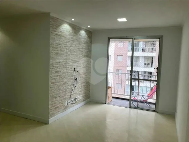 Imagem: Apartamento com 2 Quartos À Venda em Brás