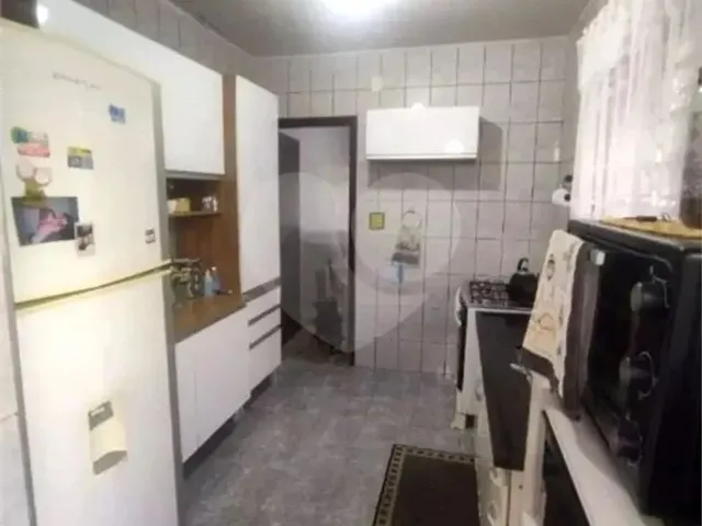 Imagem: Sobrado com 3 Quartos À Venda em Pari