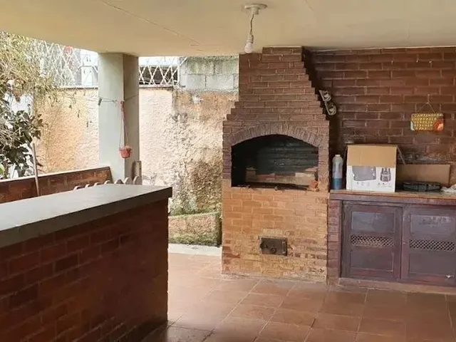 Imagem: Casa com 4 Quartos À Venda por R$ 890.000