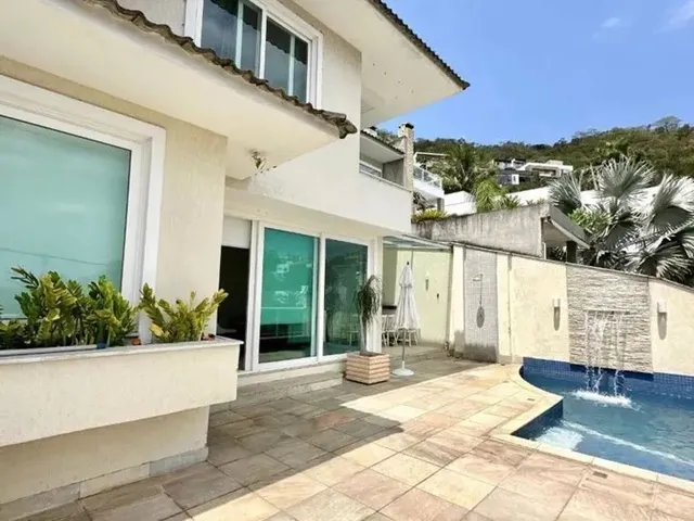Imagem 1: Casa com 6 Dormitórios À Venda, 344 M² por R$ 3.800.000,00 - Charitas - Niterói/Rj