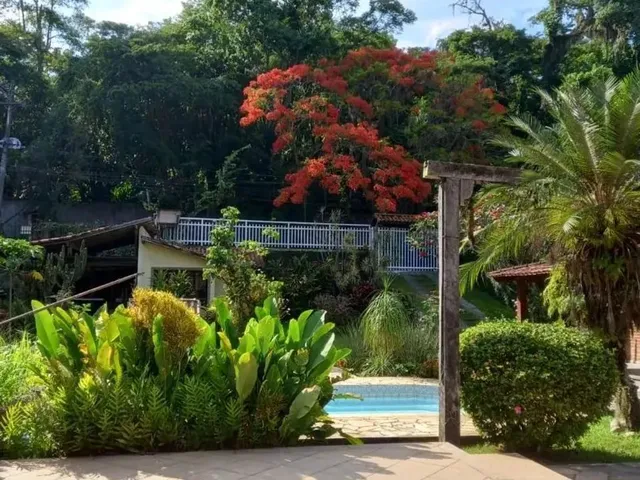 Imagem: Casa com 3 Quartos À Venda, 196 M² por