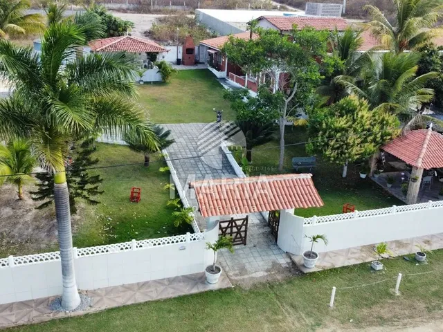 Imagem: Casa Fora de Condomínio À Venda em Gravatá/Pe!