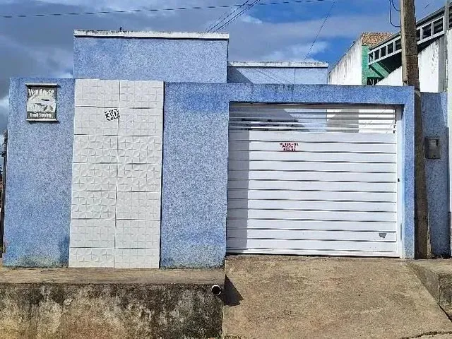 Imagem: A casa possui 2 Dormitórios, 1 Banheiro, 138m² de Área e