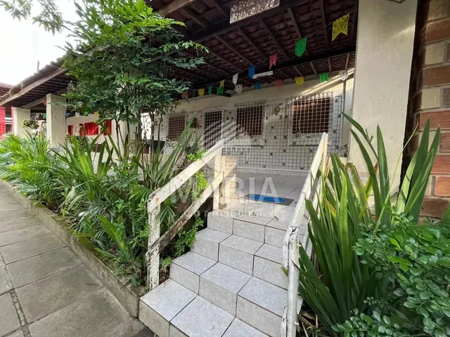 Imagem: Casa de Condomínio com 4 Quartos À Venda