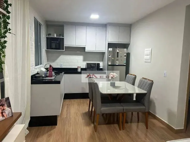Imagem: Apartamento com 2 Dormitórios À Venda