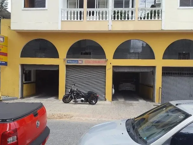Imagem: Loja com Mezanino no Centro de Florianópolis