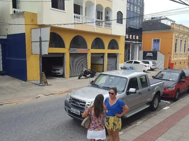 Imagem 11: Loja com Mezanino no Centro de Florianópolis