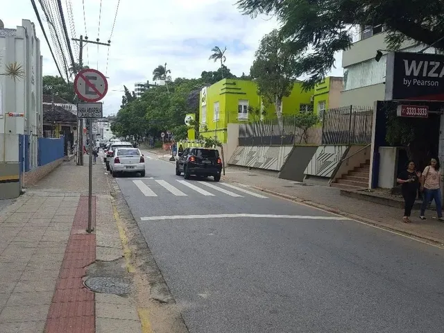 Imagem 6: Loja com Mezanino no Centro de Florianópolis