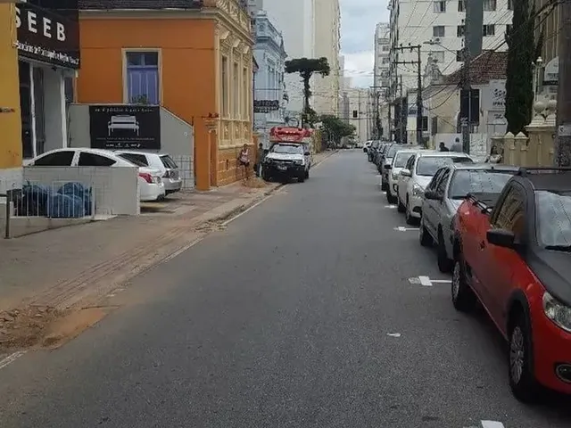 Imagem 16: Loja com Mezanino no Centro de Florianópolis