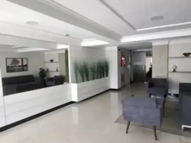 Imagem: O apartamento possui 3 Dormitórios, 1 Suíte, 2 Banheiros,