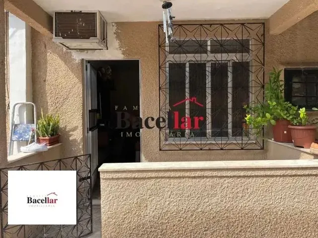 Imagem: Casa de Rua Duplex / Residencial / Olaria