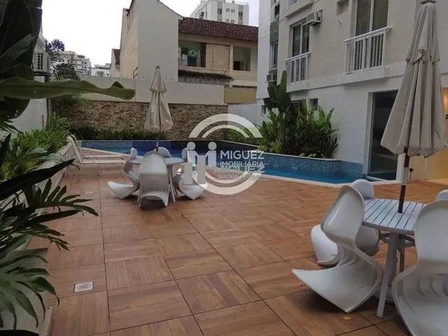 Imagem 1: Apartamento a Venda de 2 Quartos e Varanda em Prédio com Infraestrutura Completa