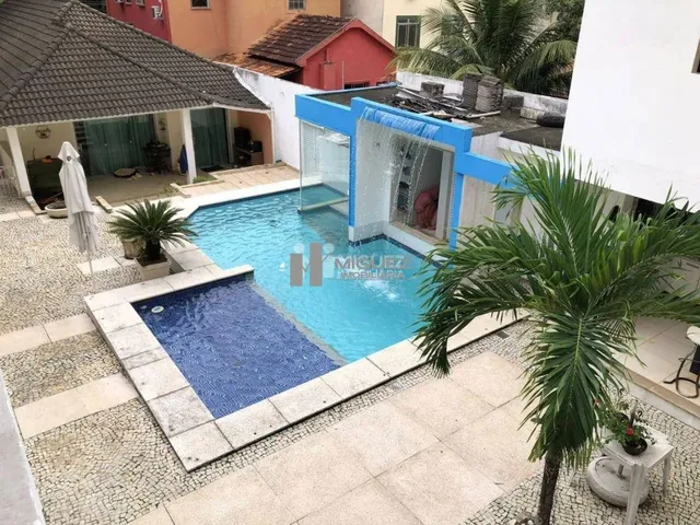 Imagem: Casa À Venda Linear na Rua Marechal Jofre