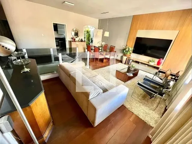 Imagem: Casa À Venda - Castelo, 3 Quartos, 198