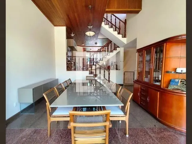 Imagem: Casa À Venda - Castelo, 4 Quartos, 362