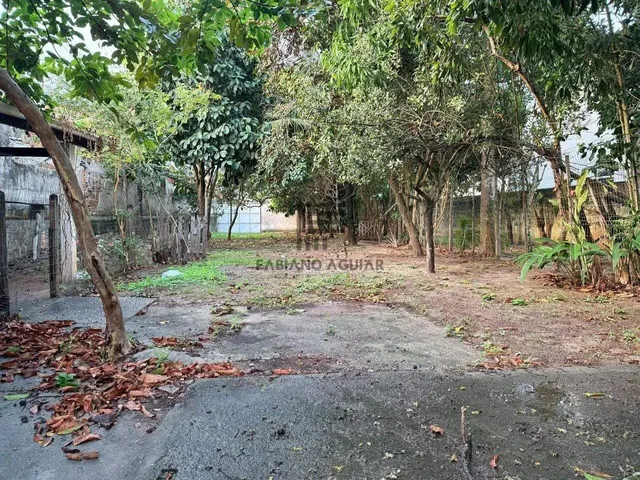 Imagem: O terreno possui 445m² de Área, Imóvel novo e está