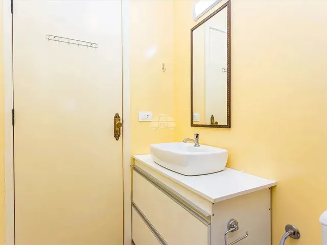 Imagem 4: Imóvel para Venda Tem 119 Metros Quadrados com 2 Quartos em Mercês - Curitiba - Pr
