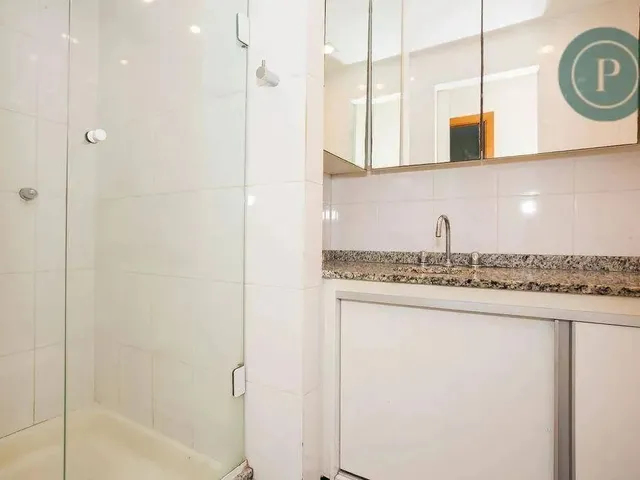 Imagem 3: Apartamento com 2 Dormitórios À Venda, 51 M² por R$ 580.000,00 - Batel - Curitiba/Pr
