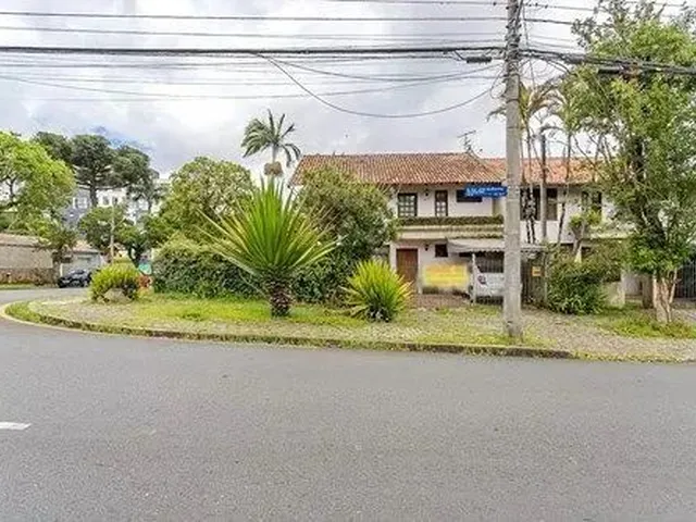 Imagem: Sobrado com 5 Dormitórios À Venda, 179
