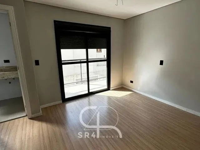 Imagem 14: Sobrado À Venda com 3 Quartos no Bacacheri