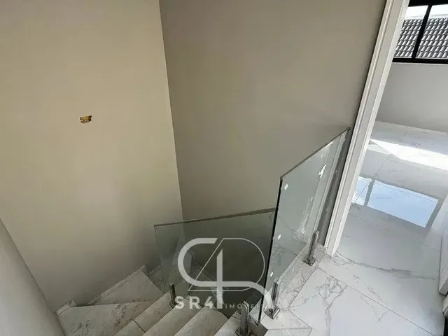 Imagem 13: Sobrado À Venda com 3 Quartos no Bacacheri
