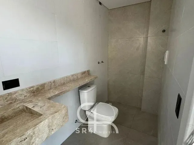 Imagem 6: Sobrado À Venda com 3 Quartos no Bacacheri