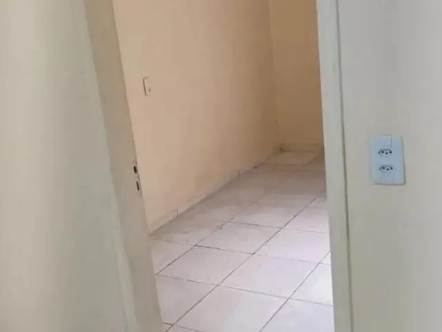 Imagem 15: Aluga-Se Apto - 1 Quarto - R$ 750 - Alvorada 1