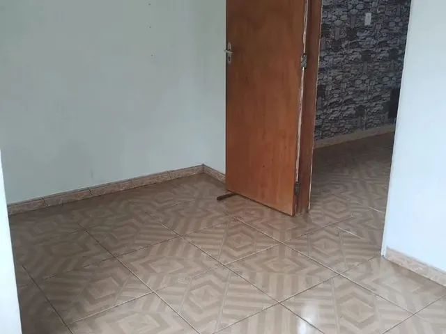 Imagem 2: Aluga-Se Kitnet Quarto com aluguel por R$750 /mês