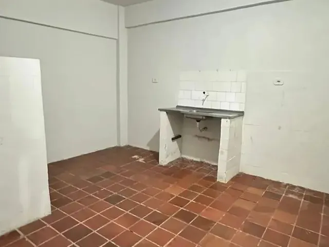 Imagem 3: Alugo Ótimo Apartamento, 1º Andar, com 2 Quartos - Centro