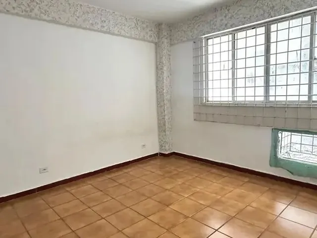 Imagem 2: Alugo Ótimo Apartamento, 1º Andar, com 2 Quartos - Centro