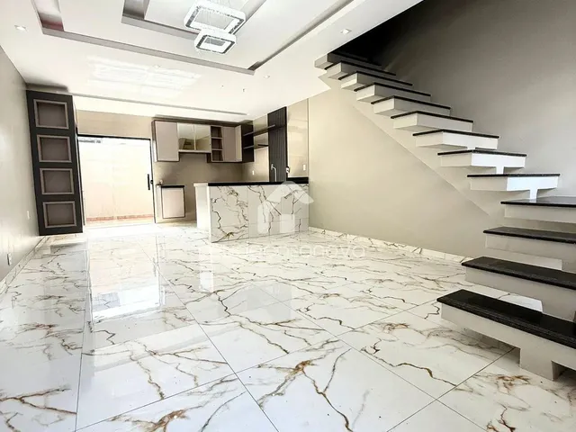Imagem 12: Casa Duplex, Lírio do Vale