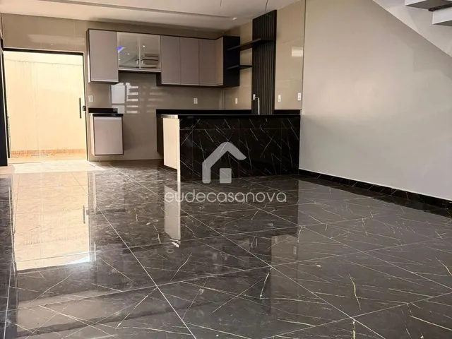 Imagem 11: Casa Duplex, Lírio do Vale