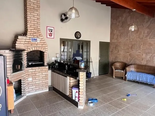 Imagem: Casa à venda no bairro Centro - Mirassol/SP