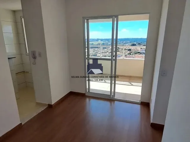 Imagem: O apartamento possui 2 Dormitórios, 1 Banheiro, 1 Vaga na