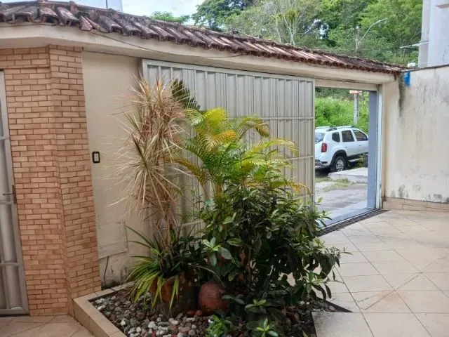 Imagem 12: Vendo Ou Alugo,Casa no Jardim Vitória 04 Quartos, Garagem 04Carros, Varanda